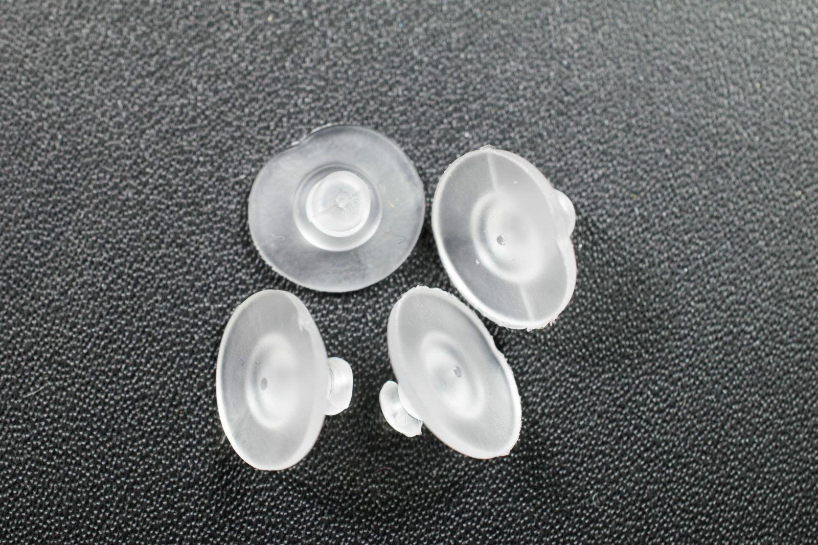 10 Silikon Ohrstecker in 4 mm Durchmesser